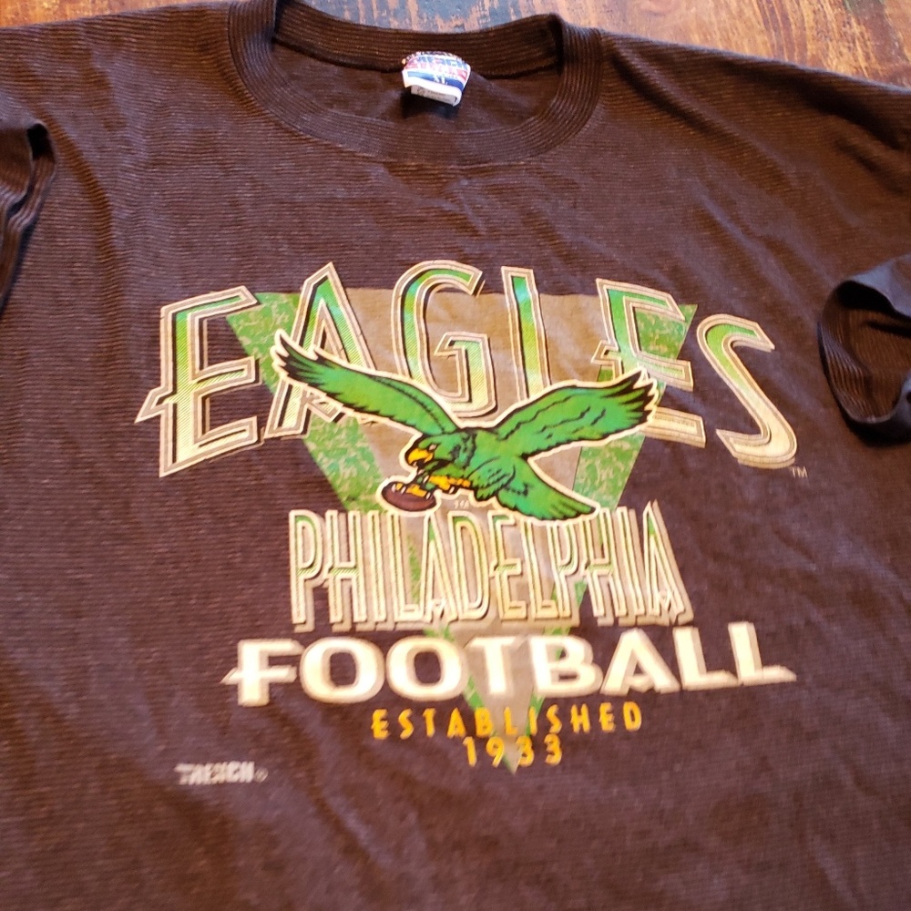 Mens XL eagles football short